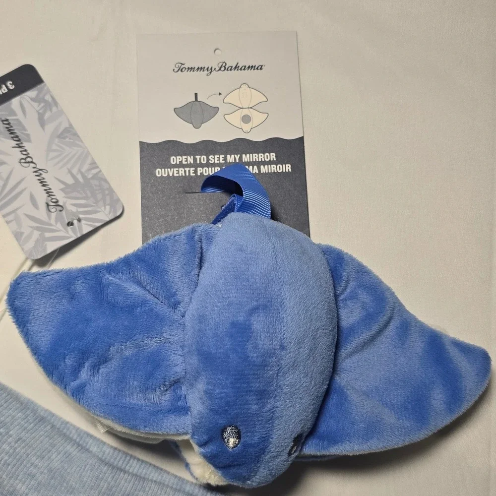 Tommy Bahama Baby Boy 0-3m Outfit Shark T-Shirt Blue Shorts Stingray Toy NWT